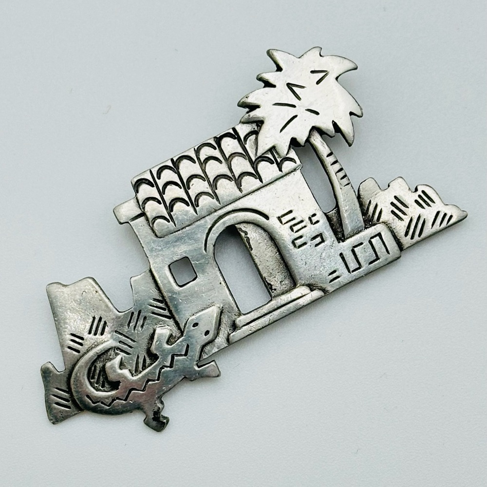 Vintage JJ Silver Tone Pewter Brooch Pin Southwest Lizard Adobe 1988